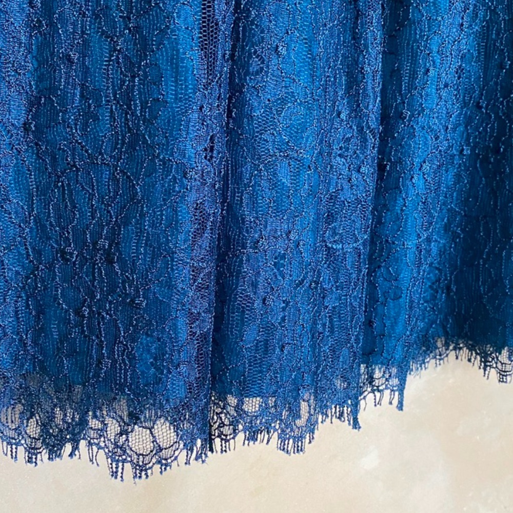 Shoshanna "Risa" Chantilly Lace Dress - Picture 4 of 8